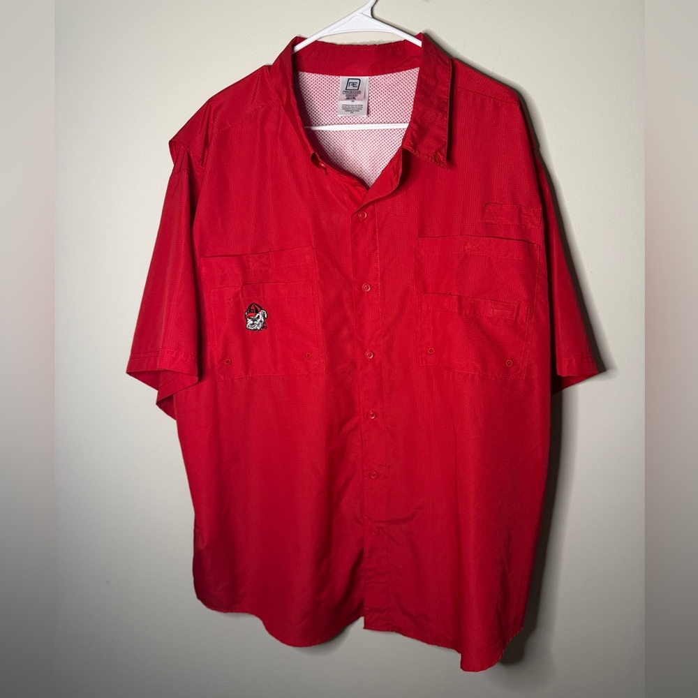 GEORGIA BULLDOGS retro red short sleeve fishing/ outdoor shirt men’s size 2XL